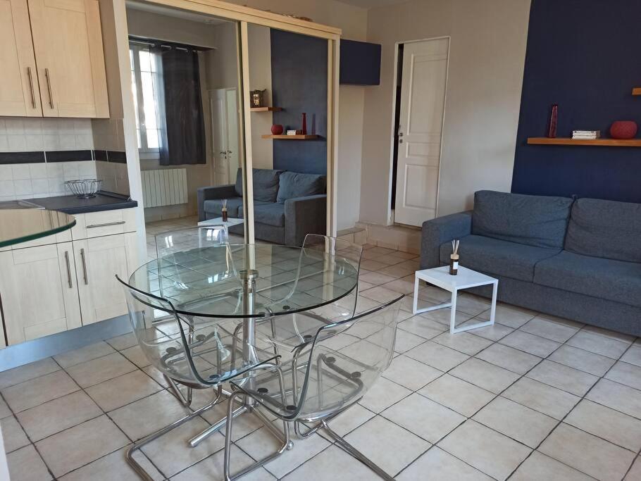 Charmant 2 Pieces, A Deux Pas Du Centre Apartment Ментона Екстериор снимка